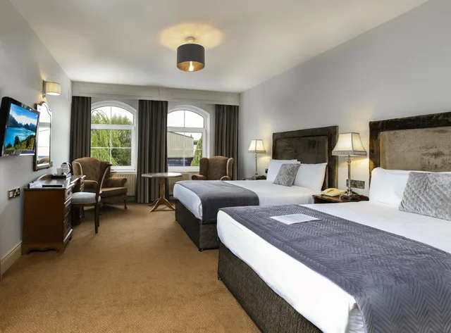 غرفة قياسية ثلاثية، Brook Lodge Boutique Hotel 1/5