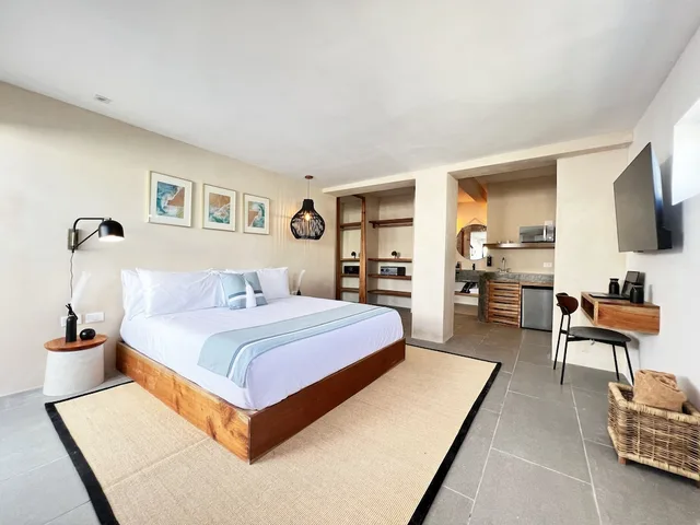 Elite, King Bed, Illa Boutique Hotel Cozumel 3/4