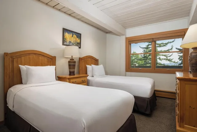شقة سكنية بـ4 غرف نوم، Top of the Village - Destination Hotels & Resorts 2/5