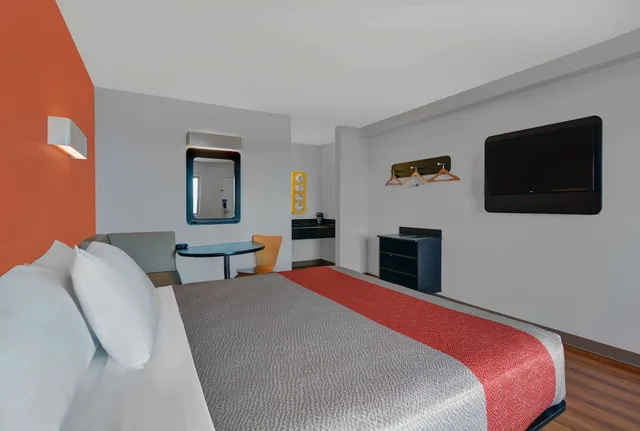 جناح بسرير كينج، Motel6 Cutler Bay, FL - Miami 2/6