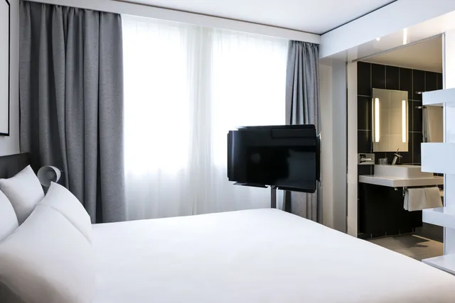 جناح تنفيذي بسرير مزدوج مع أريكة، Novotel Suites Paris Expo Porte De Versailles 3/10