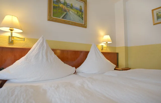 غرفة عائلية بسرير كينج مع أريكة، Hotel Zehnthof 3/4