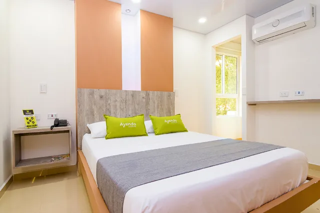غرفة قياسية بسرير كوين، Ayenda 1420 Eco Suite 1/2