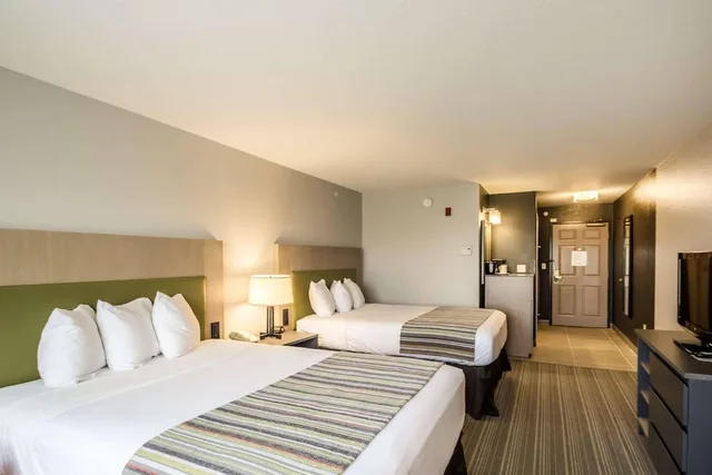 غرفة بسريرين كوين، Country Inn Suites By Radisson Fond Du Lac Wi 3/5