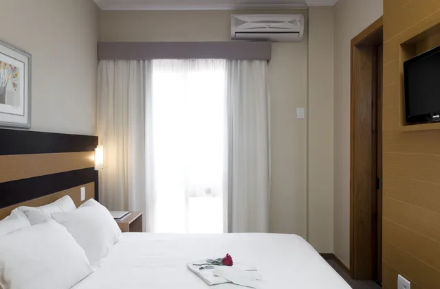 غرفة ديلوكس بسريرين منفصلين مع أريكة، Hotel Piazza Navona By Intercity 2/7