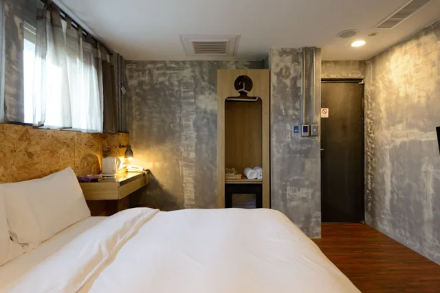 Deluxe, Double Bed, Private Bathroom, Hualien Wow Hostel 1/4