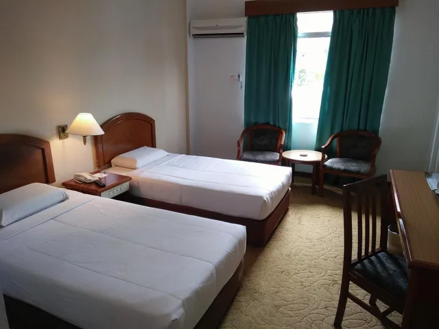 غرفة قياسية بسريرين منفصلين، Hotel Seri Malaysia Kuala Terengganu 5/9