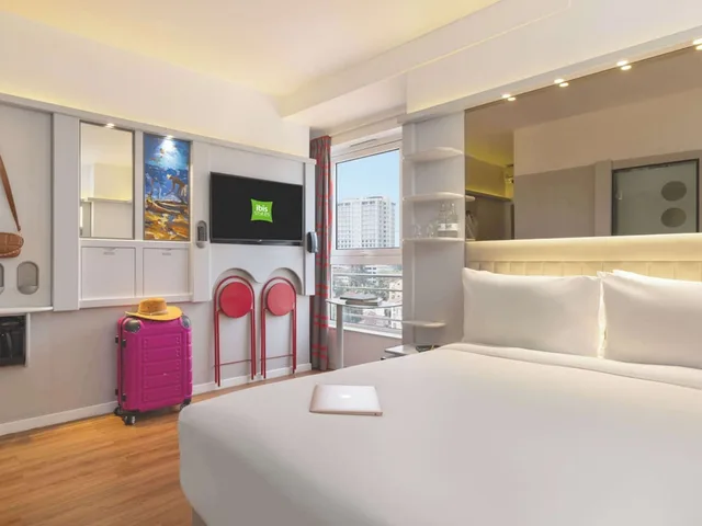 Room, Double Bed, ibis Styles Nairobi Westlands 8/18