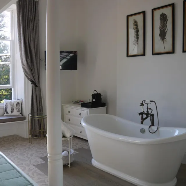 جناح بسرير مزدوج، Bartley Lodge Hotel 9/9
