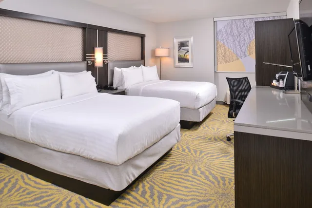 غرفة قياسية بسريرين مزدوجين لذوي الإعاقة، Holiday Inn Dallas-Richardson 2/3