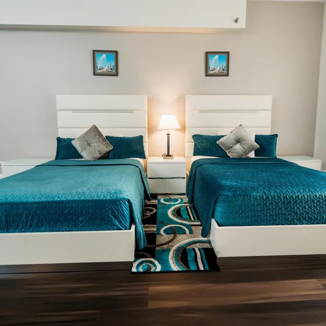 غرفة بسريرين مزدوجين لذوي الإعاقة، The Congress Plaza Hotel 1/7