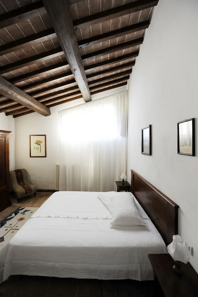 فيلا بسريرين كوين وسريرين منفصلين مع أريكة، Agriturismo Nerbona 4/10