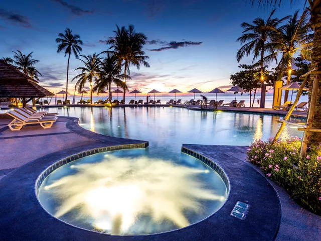 Deluxe, Triple, Nora Beach Resort and Spa 2/2