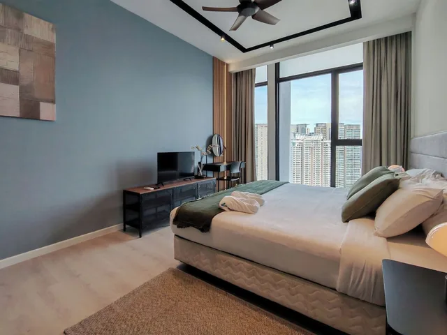 Skyline, Modern, Sanctuary, Deluxe, King Bed, Expressionz KLCC by Wodages 6/10