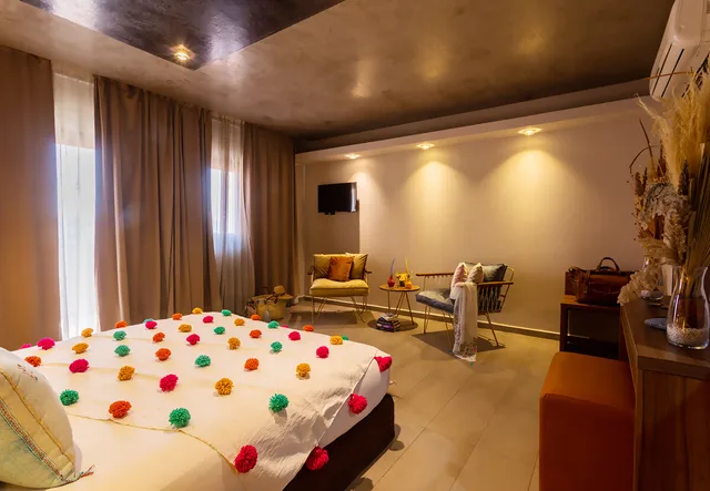 Single Room Privilege, Dellarosa Boutique Hotel & Spa 2/2