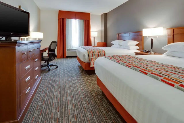 غرفة بسريرين كوين في طابق مرتفع، Drury Inn and Suites St Louis O Fallon IL 1/4