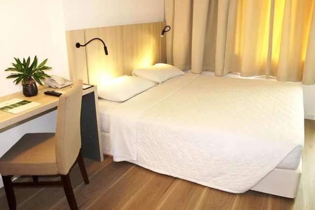 غرفة ديلوكس بإطلالة على المدينة، Liberty Hotel Saigon Greenview 1/2