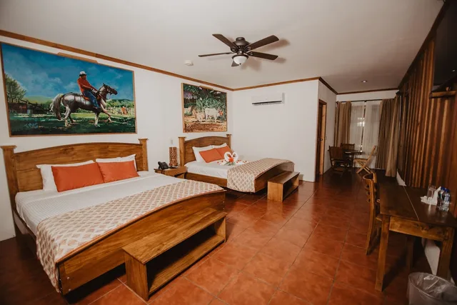 جناح سوبيريور بسريرين كوين، Hacienda Guachipelin Hotel 1/5