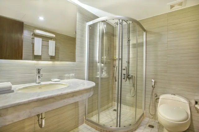 غرفة سوبيريور بسرير كوين، Royal Tulip Sea Pearl Beach Resort & Spa 1/1