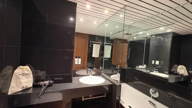 غرفة بسرير كينج، B&B Hotel Burgos 3/3