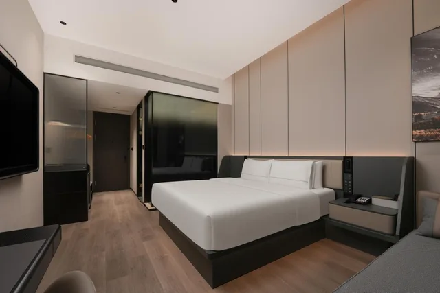غرفة بسرير كوين، Atour Hotel Nanjing Xuanwumen 2/3