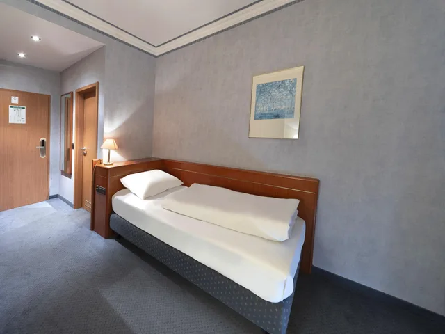 غرفة مفردة، B&b Hotel Gotha-hbf 2/4