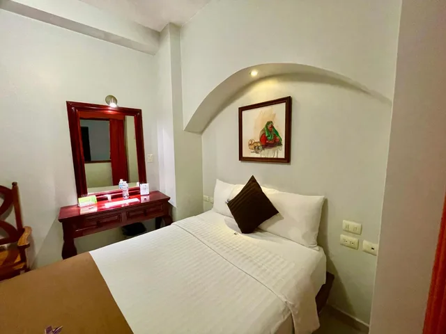 غرفة بسرير مزدوج، Hotel Puebla Plaza 1/3