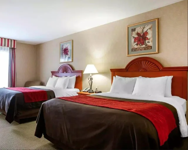 جناح بسريرين كوين، Akwesasne Mohawk Casino Resort 2/4