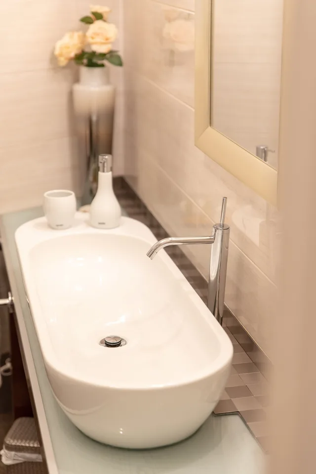 غرفة ديلوكس بسرير كوين بشرفة، Unique Luxury Rooms 3/3