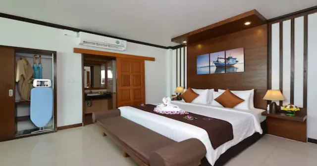 Room, Beach Front, Phangan Bayshore Resort 1/6