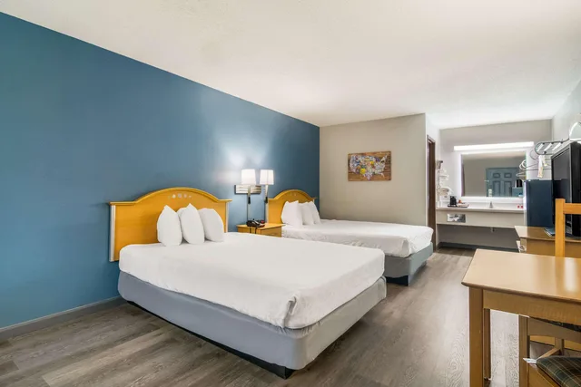 غرفة بسريرين كوين، Econo Lodge Branson Theater District 1/8