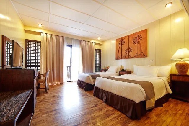 Deluxe, 1 Double and 1 Single Bed, CEBU WHITE SANDS RESORT AND SPA 1/6