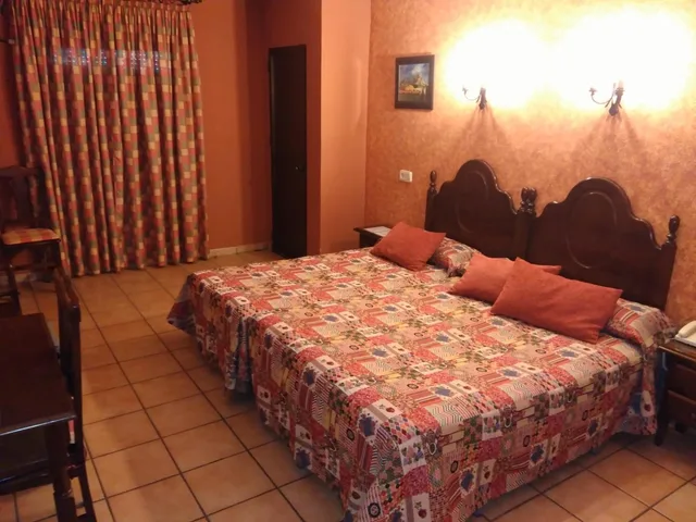 Room, Double Bed, with Extra Bed, Hotel Riavela 3/10