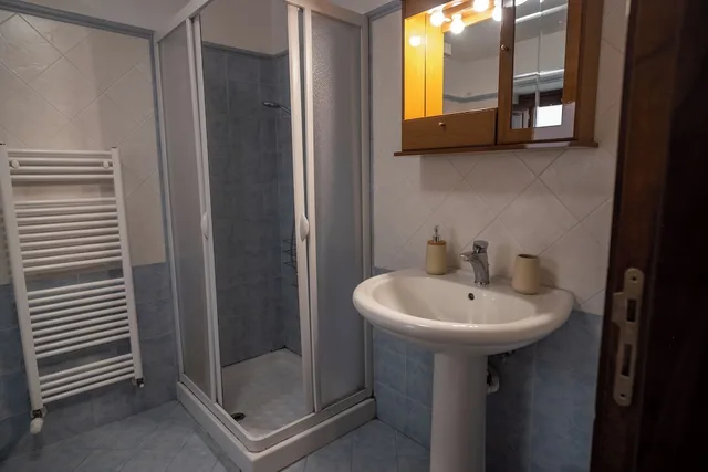 غرفة كومفورت رباعية بسرير كوين وسرير بطابقين وسرير كوين، B&amp;B La Suite 3/5