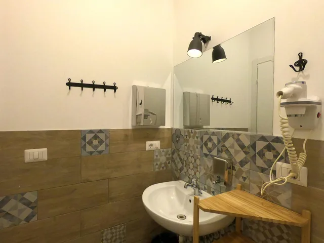 Room, Quadruple, QUO Milano 5/7