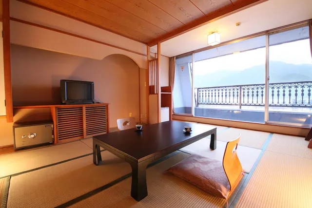Japanese, Twin Beds, Lake View, Lakeland Hotel Mizunosato 2/7