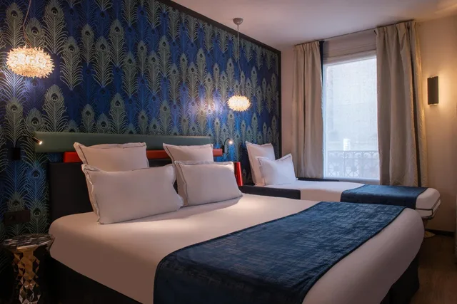 غرفة ديلوكس بسرير مزدوج مع أريكة، Hotel Yllen Eiffel 2/10