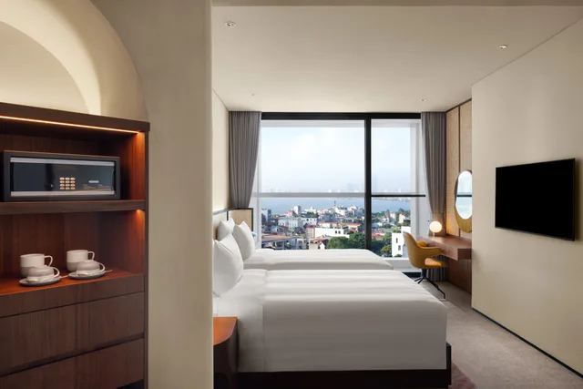 Superior, Convertible Double Bed, Lake View، L7 West Lake Hanoi by Lotte 1/1