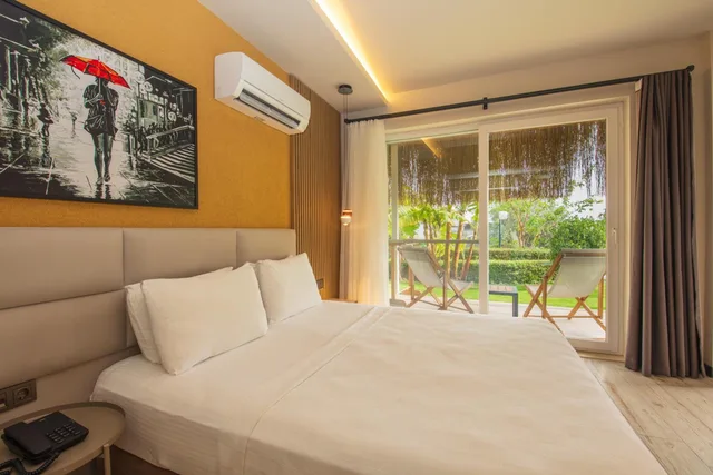 غرفة عائلية بإطلالة على الحديقة، Morina Deluxe Hotel 2/9