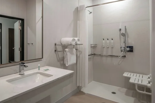 Room, King Bed, City View, Fairfield by Marriott Inn & Suites Surprise Prasada 3/4