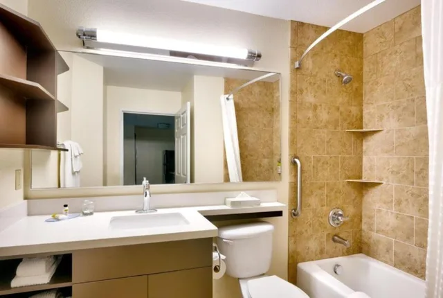 Studio, King Bed, Candlewood Suites Dallas Plano East Richardson 3/3
