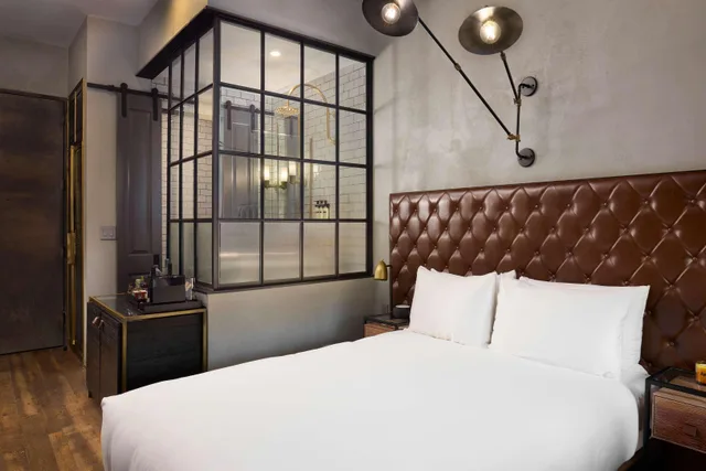 Room, Terrace, Arlo Williamsburg 2/10