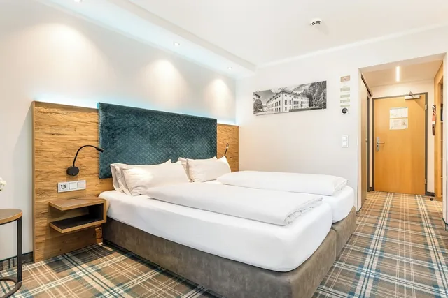 غرفة كومفورت بسرير مزدوج مع أريكة، Hotel zur Post 4/10