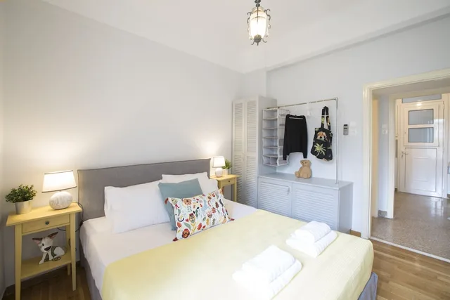 شقة بسرير مزدوج وسريرين منفصلين بغرفتي نوم، Attractive Flat Near Acropolis Museum 2/6