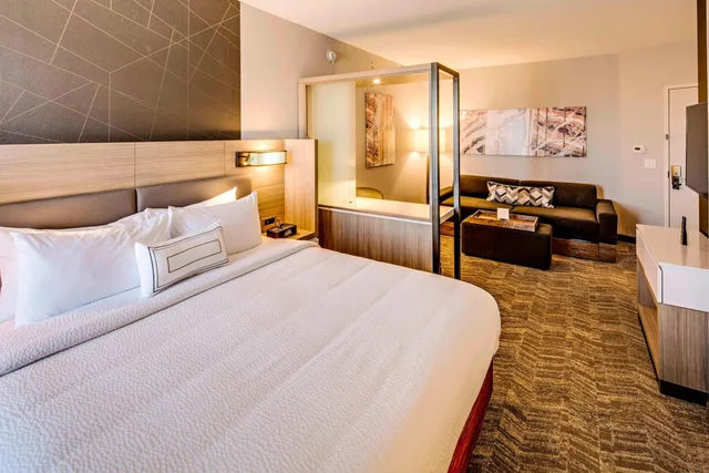 جناح تنفيذي مع أريكة، Springhill Suites Dayton Vandalia 1/3