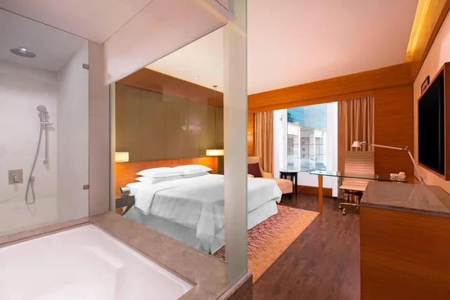 غرفة ديلوكس بسرير كينج، Sheraton Hyderabad Hotel 1/3