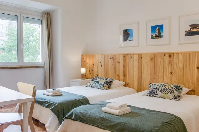 5 Bedrooms, Comfort, Apartment, 6 Beds, 3 Double Beds, Home Out Rooms and Apartments 3/10