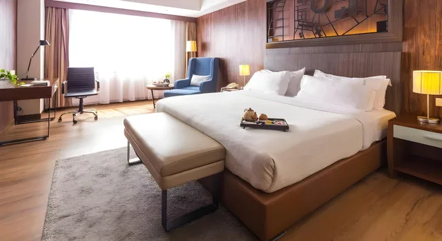 غرفة بريميوم بسريرين مزدوجين، ARTOTEL Gelora Senayan Jakarta 2/2