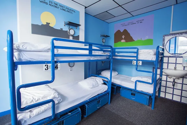 سكن مشترك مختلط بستة أسرّة بحمام خاص، Flying Pigs Uptown Hostel Amsterdam 1/1