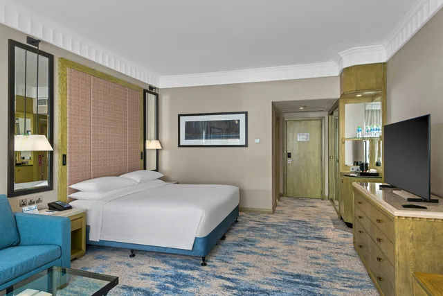 غرفة ديلوكس بسرير كينج بإطلالة على البحر، Hilton Salalah Resort 3/9